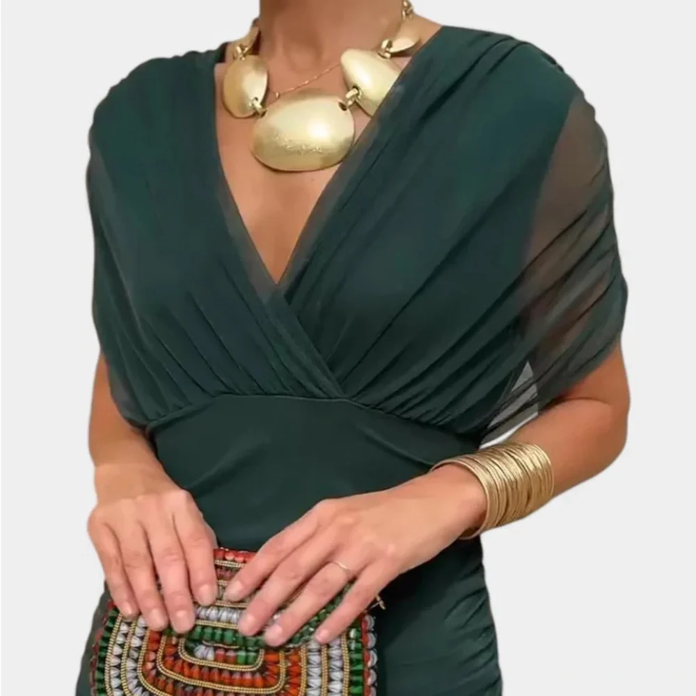 Elegant Green Dress - Picture 2 of 6